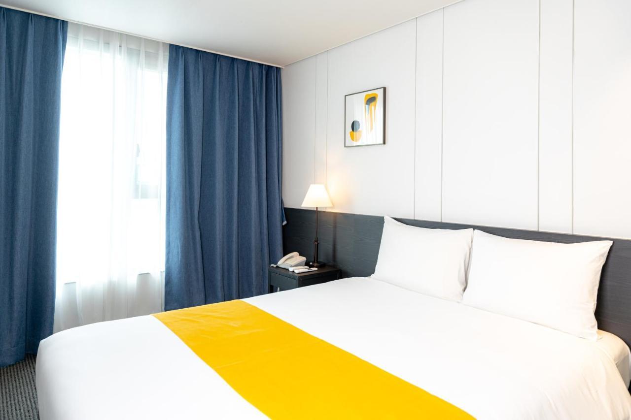 Seogwipo Hills Hotel Buitenkant foto